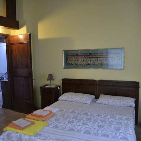 B&B Punto Magico Offagna Ngoại thất bức ảnh